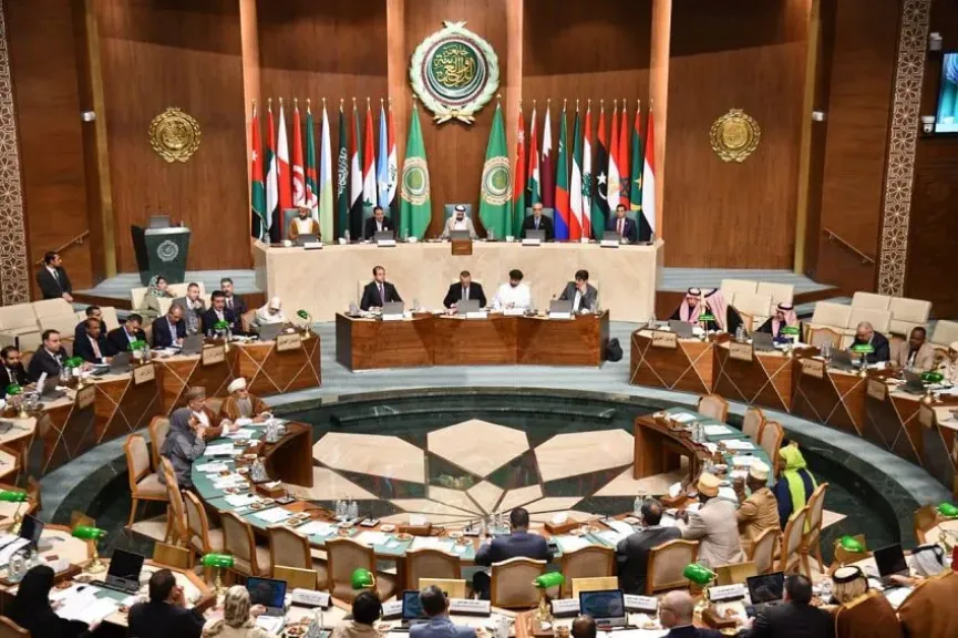 البرلمان العربي: لا مساس بوحدة اليمن.. ودعم مطلق للرئيس العليمي
